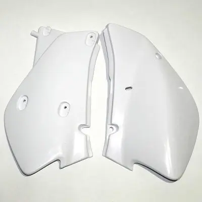 UFO boční tabulky HONDA XR 650R 00-07 barva bílá ( )
