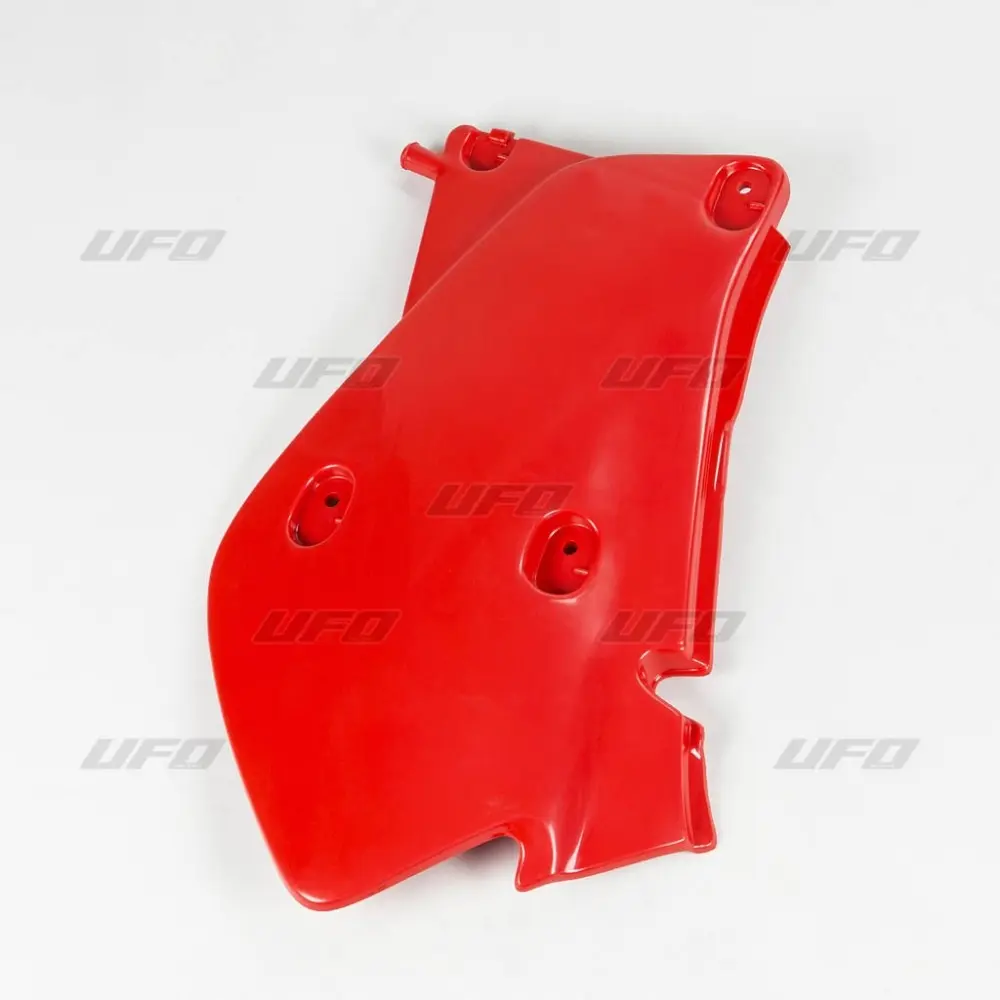 UFO boční tabulky na startovací číslo HONDA XR 650R 00-20 (1 kus levý) barva červená ( )