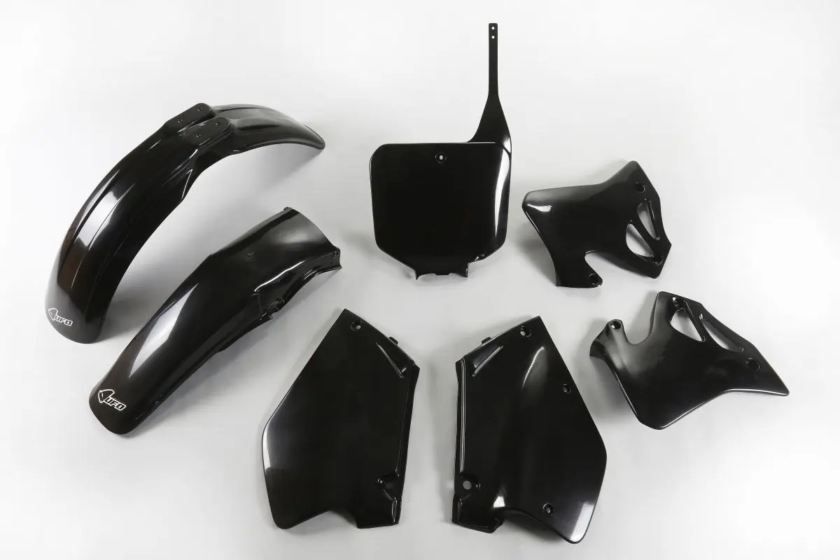 UFO kompletní sada plastů HONDA CR 125/250 95-97, barva černá ( )