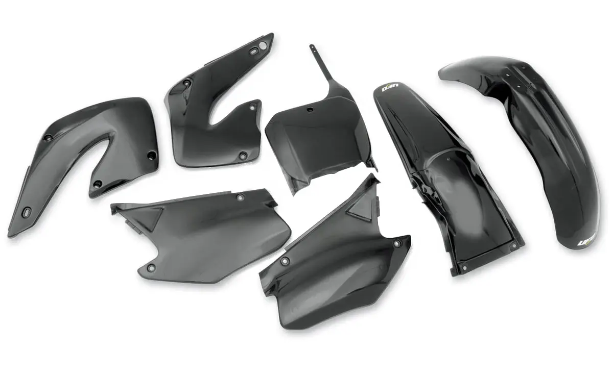 UFO kompletní sada plastů HONDA CR 125/250 00-01 barva černá (HO100E001) ( )