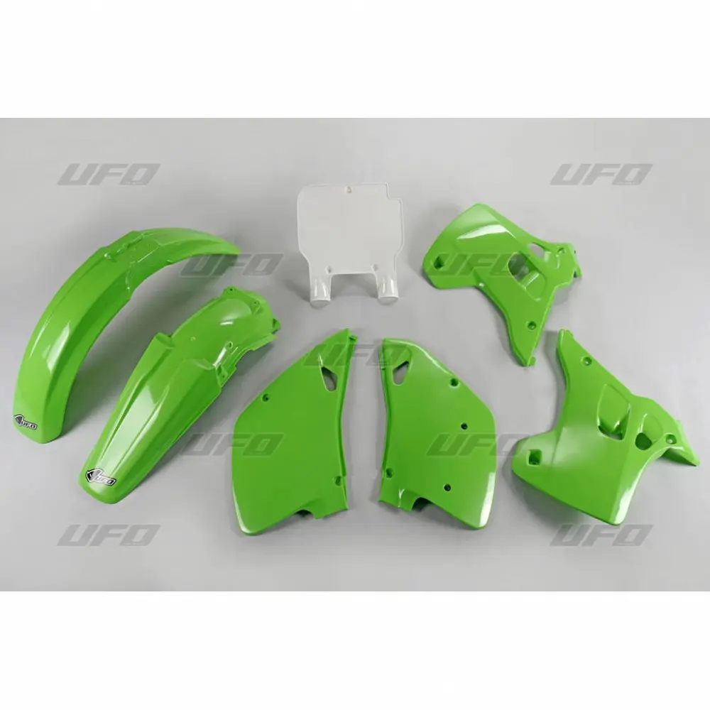 UFO kompletní sada plastů KAWASAKI KX 125 / 250 93 barva OEM (zelená/bílá) (KA194E999) (UFO kompletní sada plastů KAWASAKI KX 125 / 250 93 barva OEM)