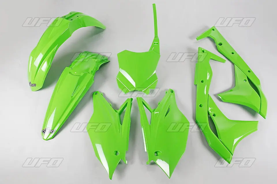 UFO kompletní sada plastů KAWASAKI KXF 250 17 barva zelená (KA224E026) ( )