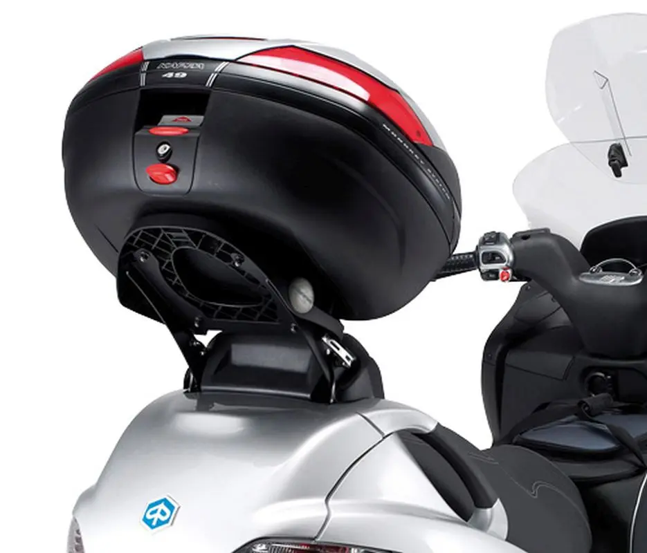 KAPPA zadní nosič kufru (sklopný) PIAGGIO MP3 125/250/300/400 06-11, MP3 TOURING 300/400 11, MP3 BUSINESS 300/500 12-14, MP3 SPORT 300/500 12-14 ( s