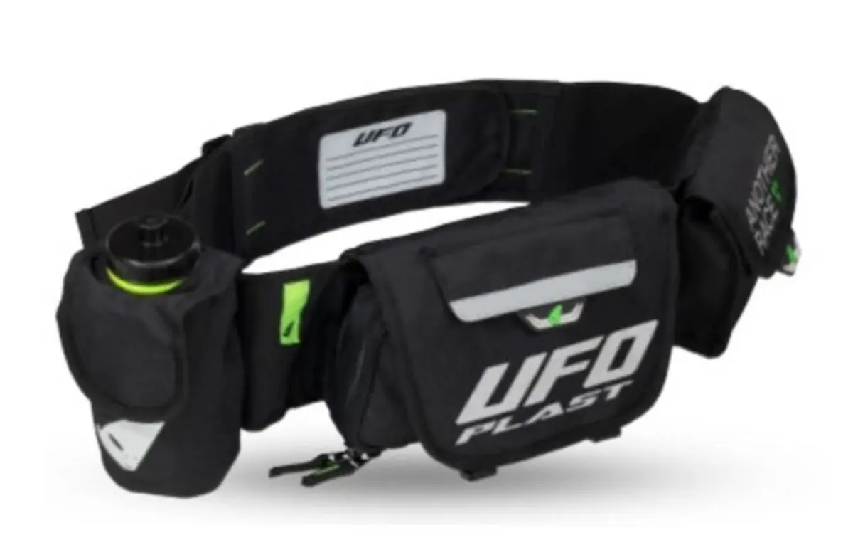 UFO ledvinka s lahví barva černá ( )