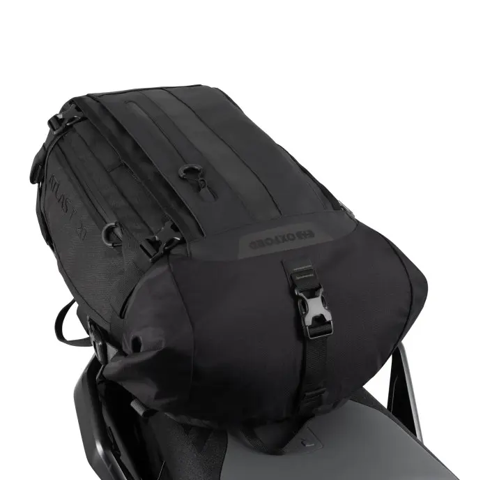 OXFORD brašna na zadní sedadlo motocyklu ATLAS T-20 ADVANCED TOURPACK 20L barva černá ( )