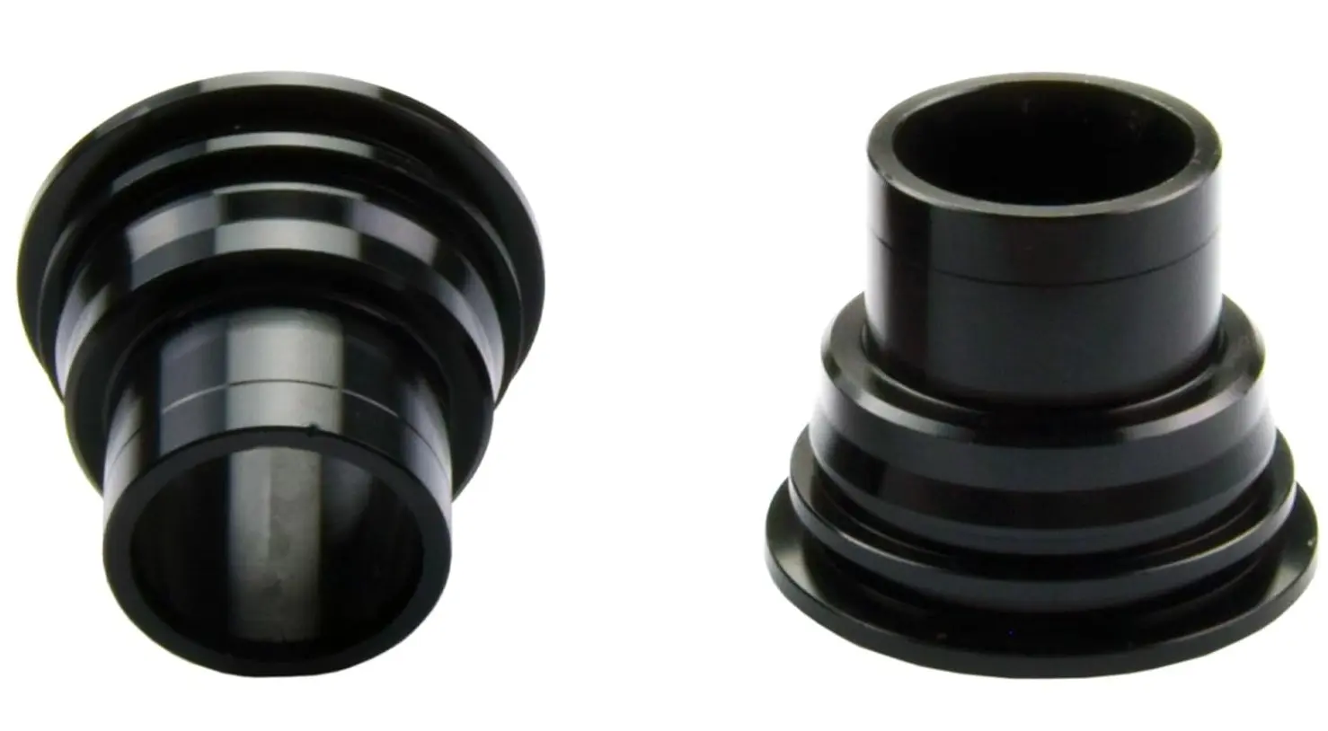 SCAR závodní rozpěrky zadního kola KTM 85 SX 12-23, 125 - 450 SX / SXF 03-12, 125 - 500 EXC / EXCF / TPI 03-23 barva černá ( )