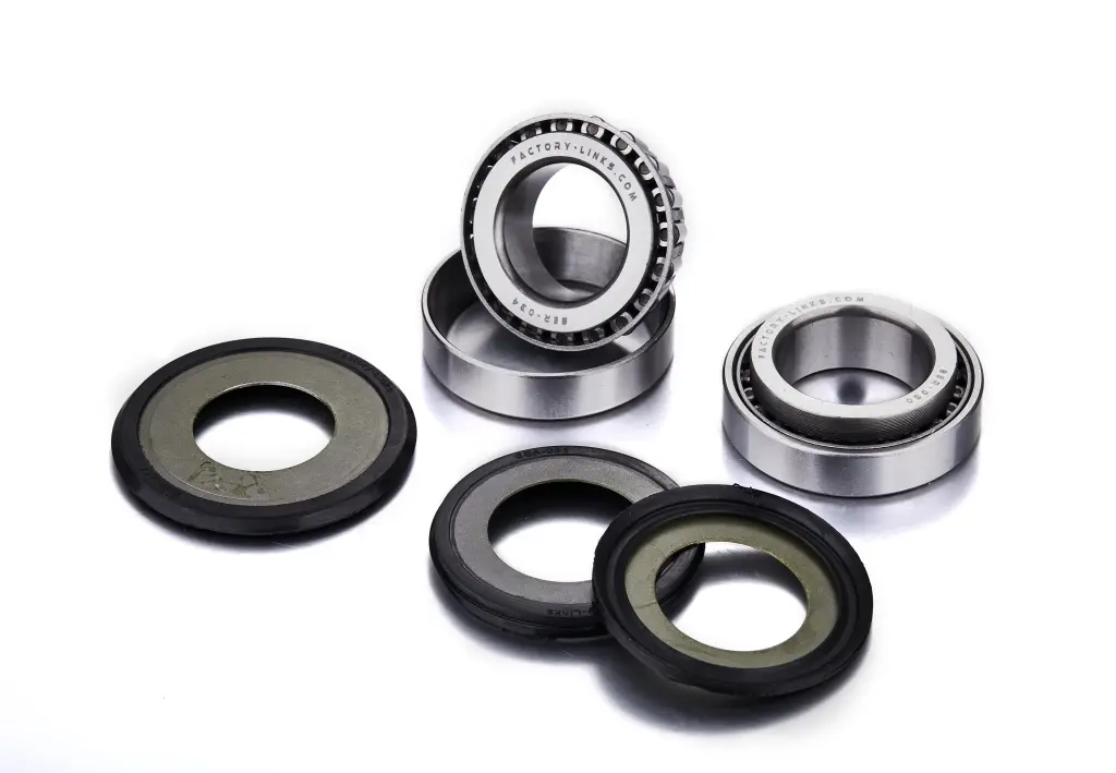 FACTORY LINKS ložiska řízení s těsnícími prvky SUZUKI RM 125 / 250 91-92, YAMAHA YZ 125 / 250 96-24, YZF / WRF 250 01-24, XTZ 1200 TENERE 10-23