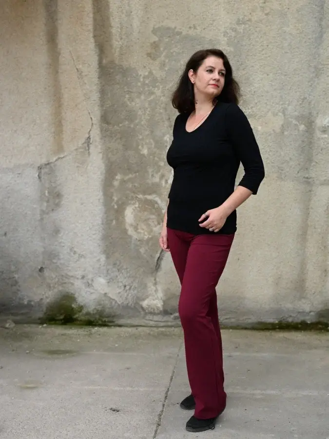 Evona Dámské bavlněné volné legíny LAURA 2 031 vínové