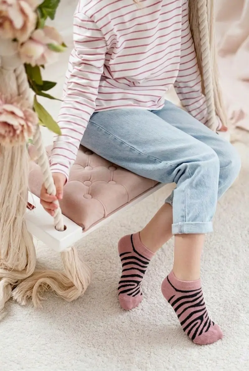 Milena dětské kotníkové ponožky Zebra Pink