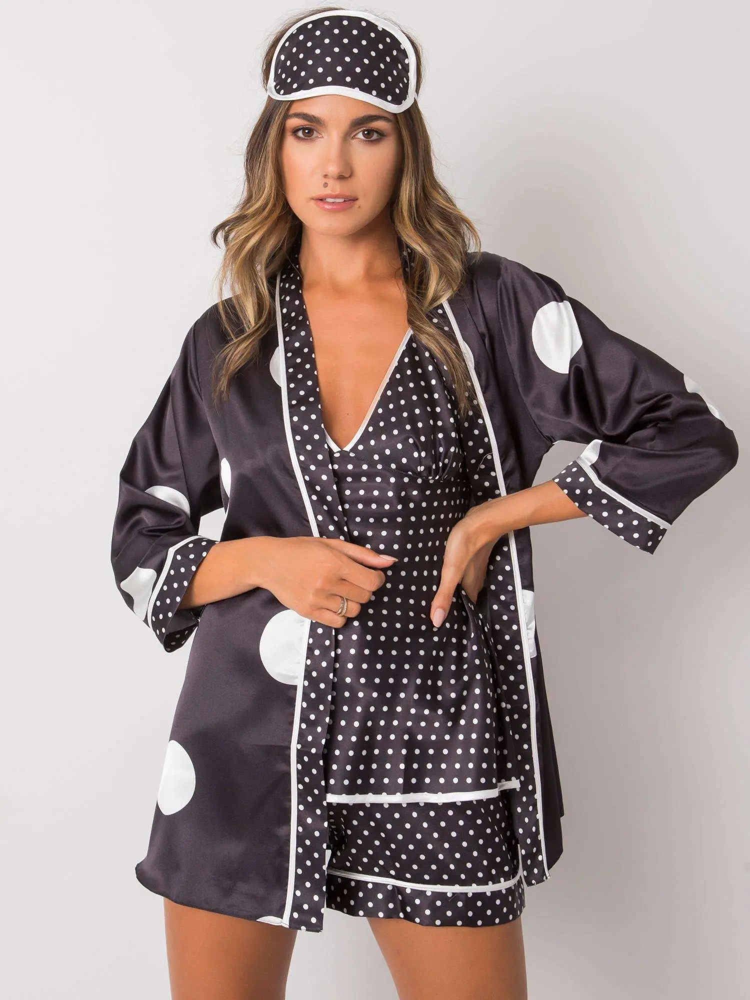 Set-BR-KMPL-8029-black-white