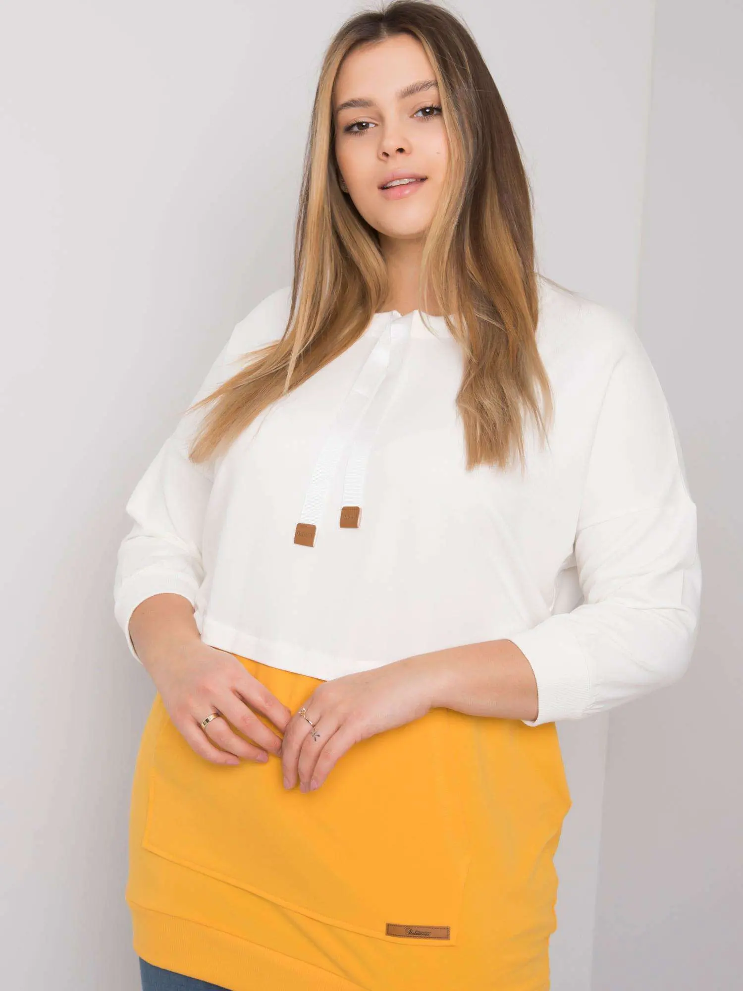 Sweatshirt-RV-BL-6845.51P-white-yellow