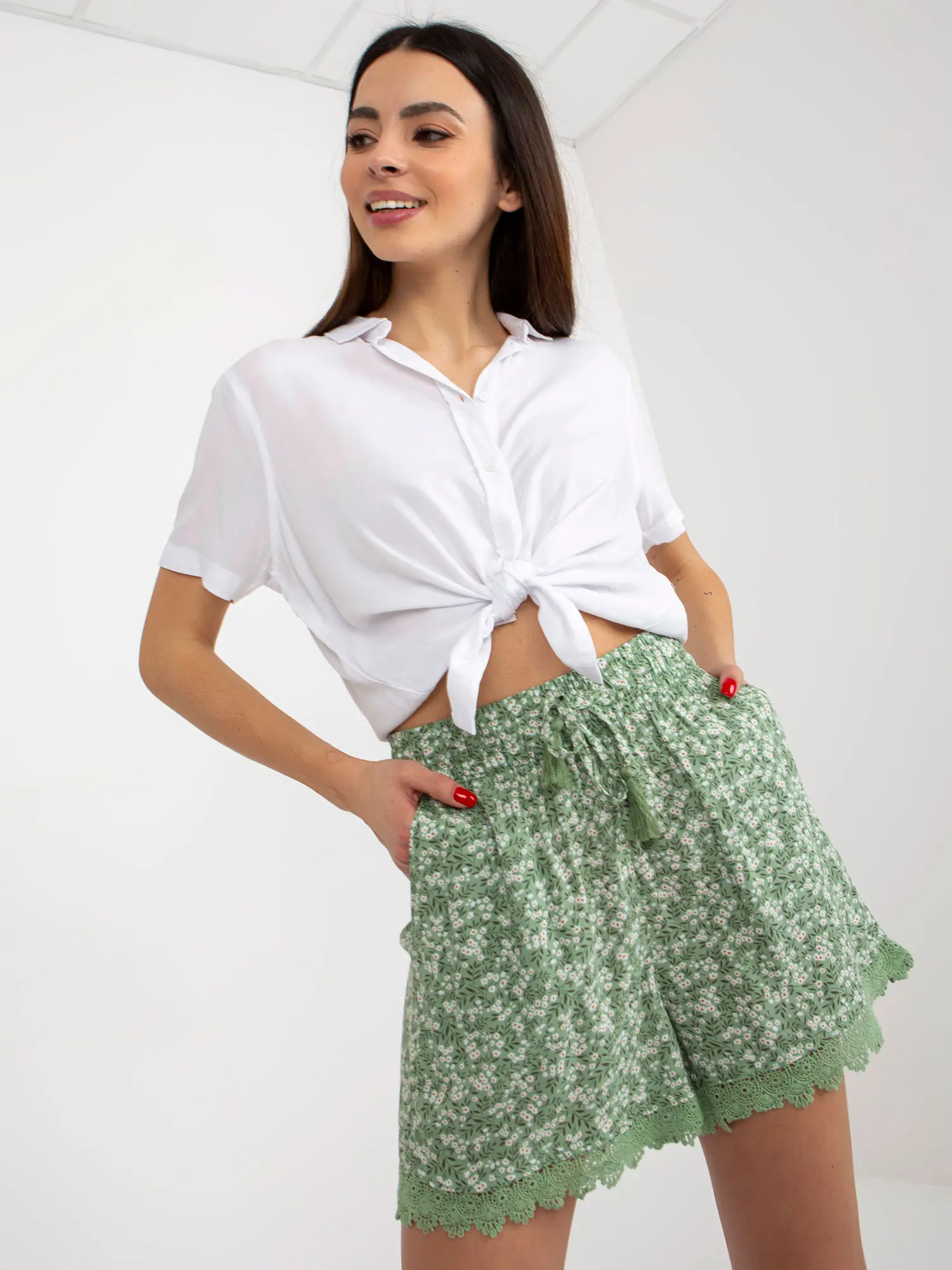 Shorts-D73770M62233KB-pistachio
