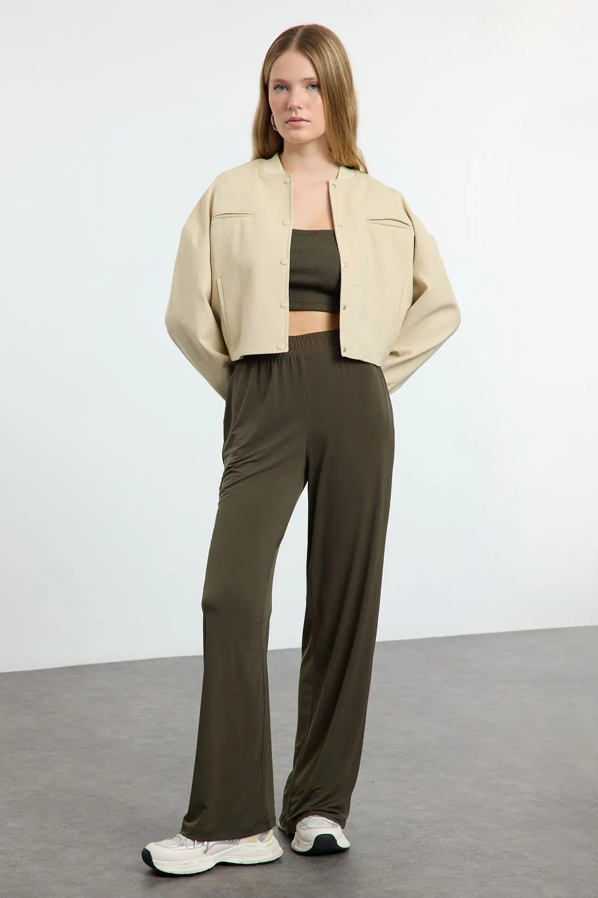 Trendyol Khaki Wide Leg/Relaxed Cut High Waist Flexible Trousers