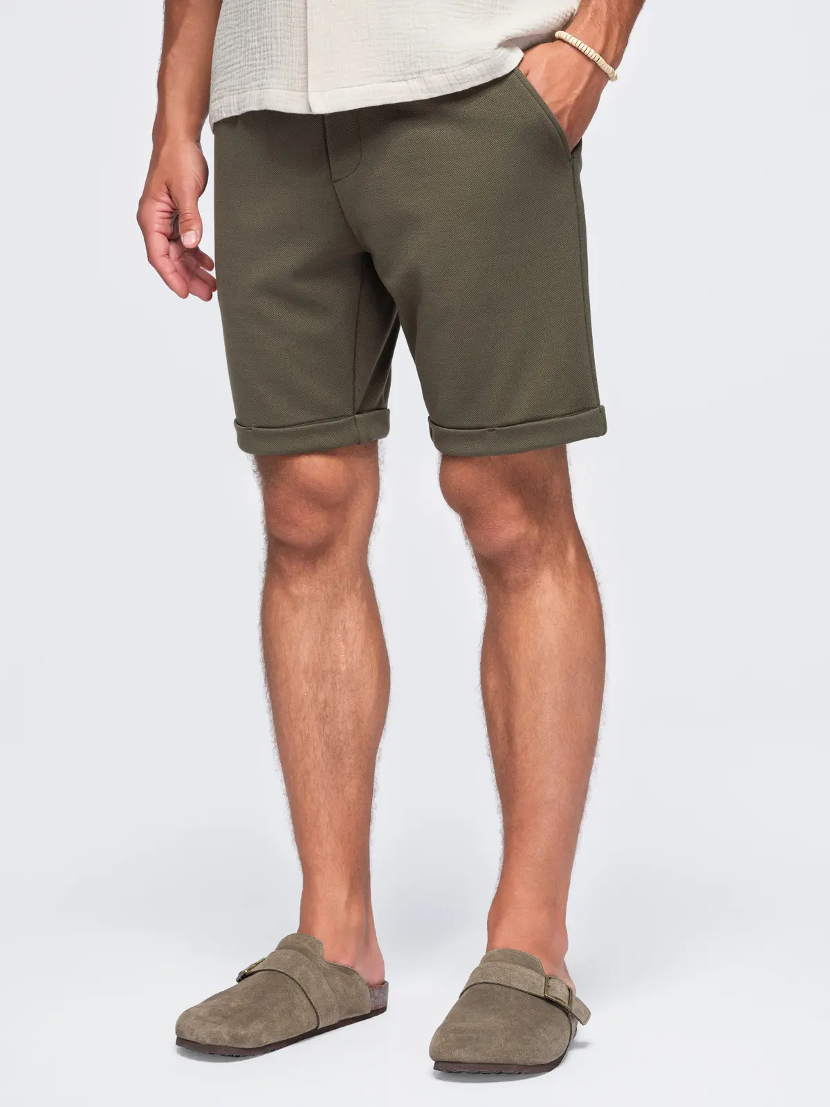 Ombre pánské šortky chino stylu – olivově zelené
