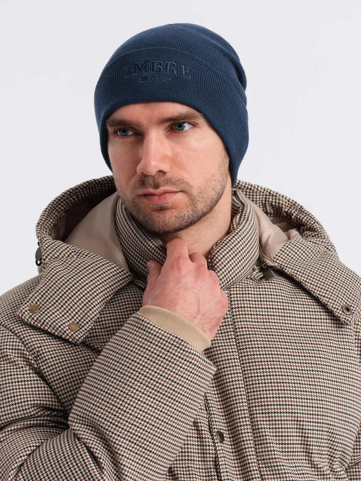 Ombre Men's knitted beanie hat with embroidered inscription - navy blue