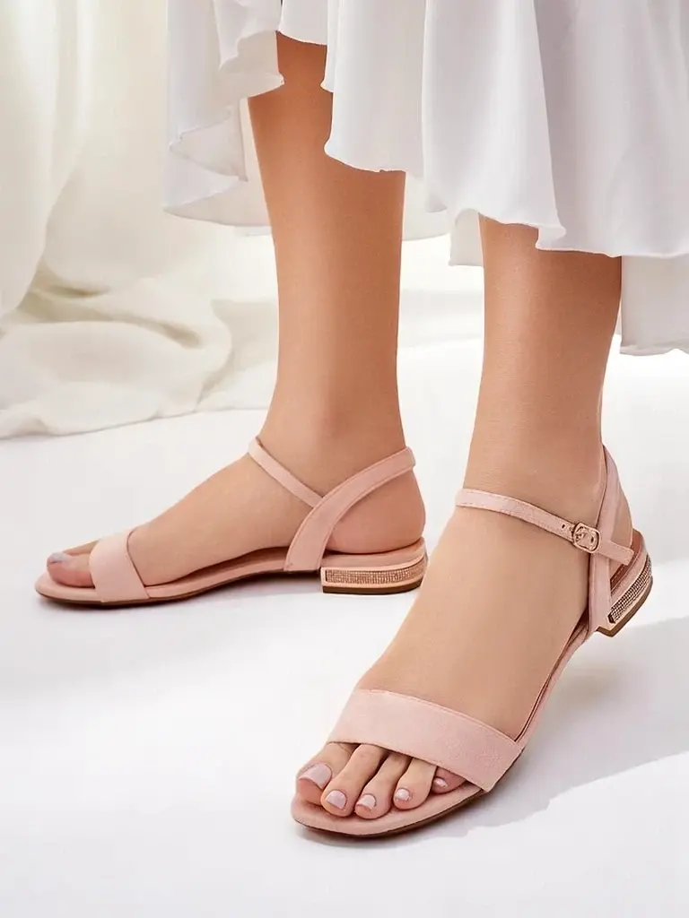 Resti Women's flat sandals Aronies