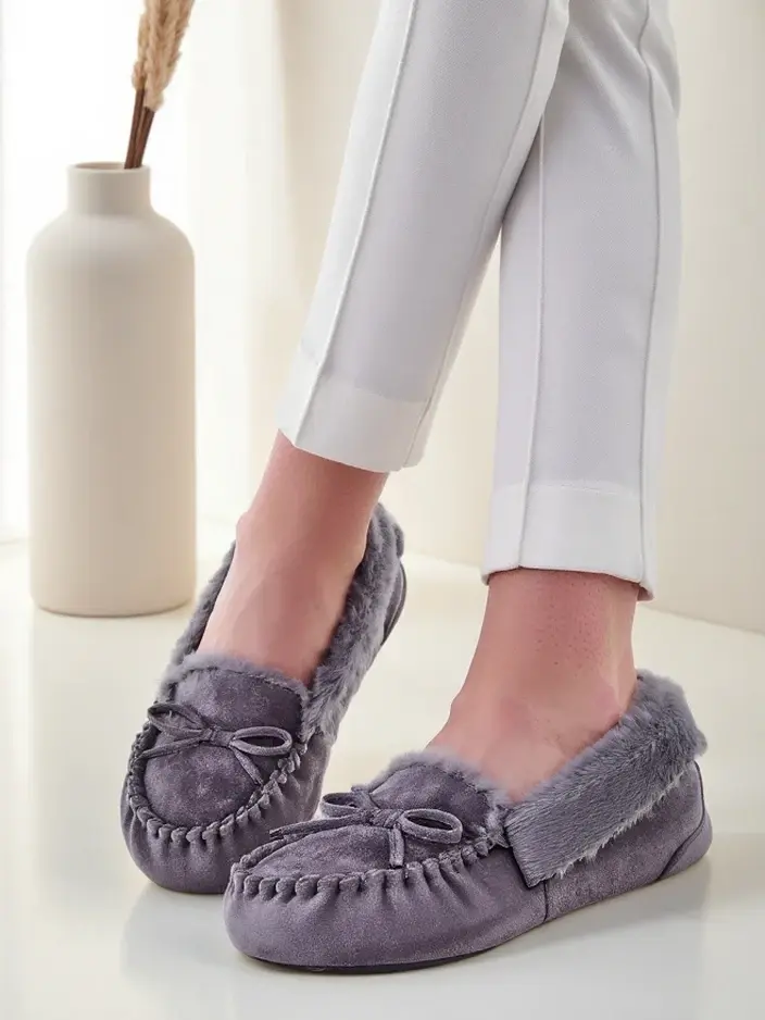 Resti Women's moccasins with fur Ahtikes