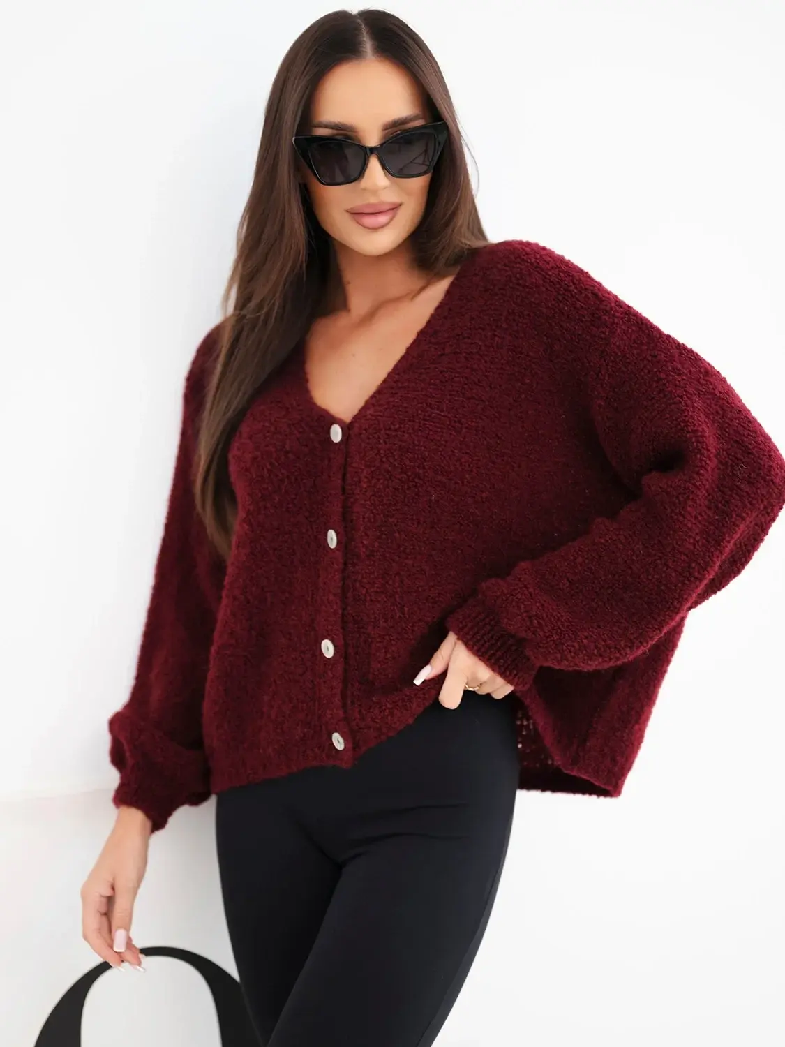 Dámský vlněný cardigan na knoflíky s výstřihem do V