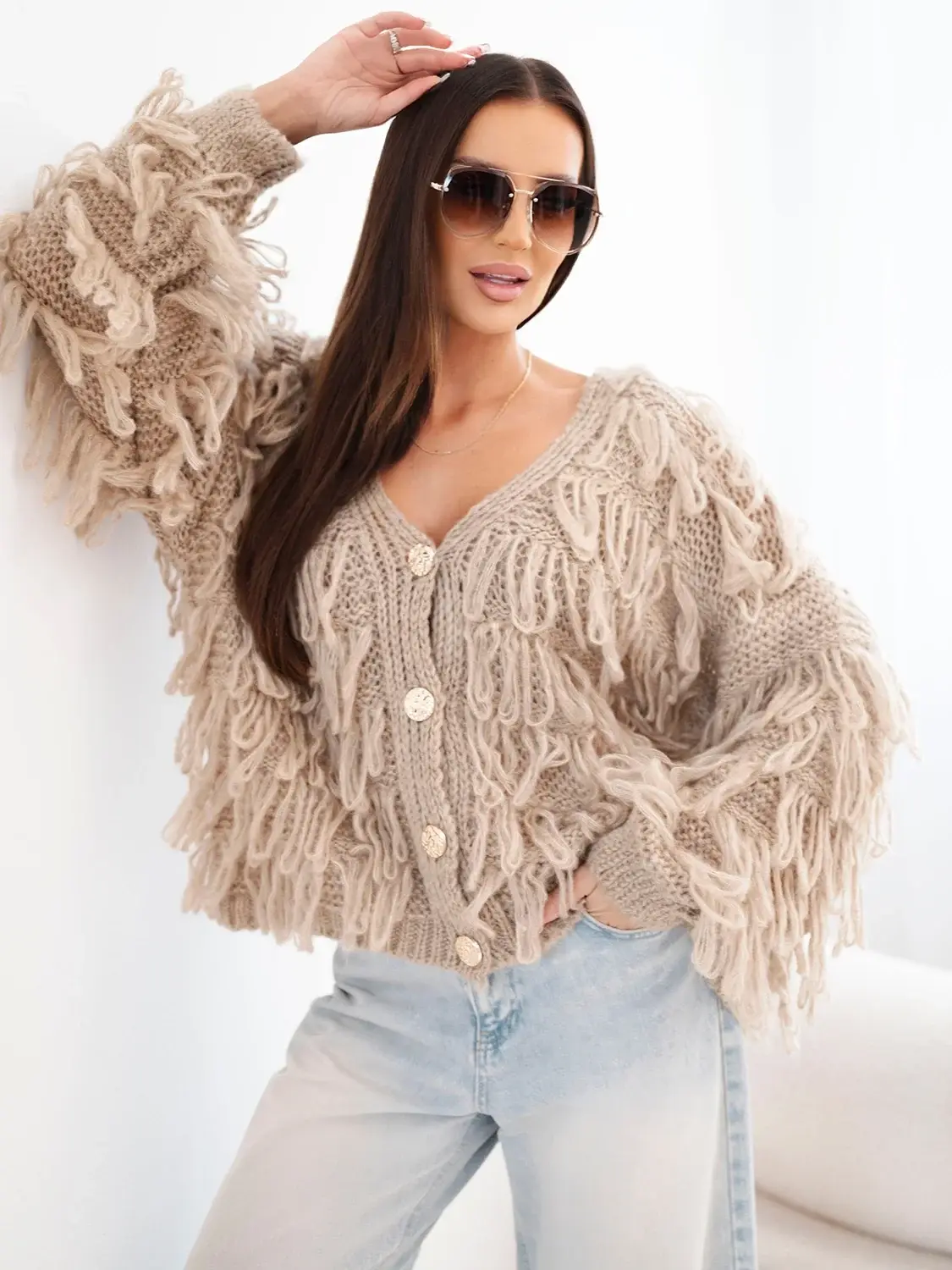 Kesi dámský svetr s třásněmi a knoflíčky, camel