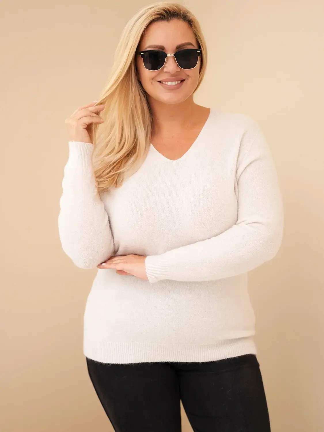 Plus size svetr z baby alpaky s dlouhými rukávy, béžový