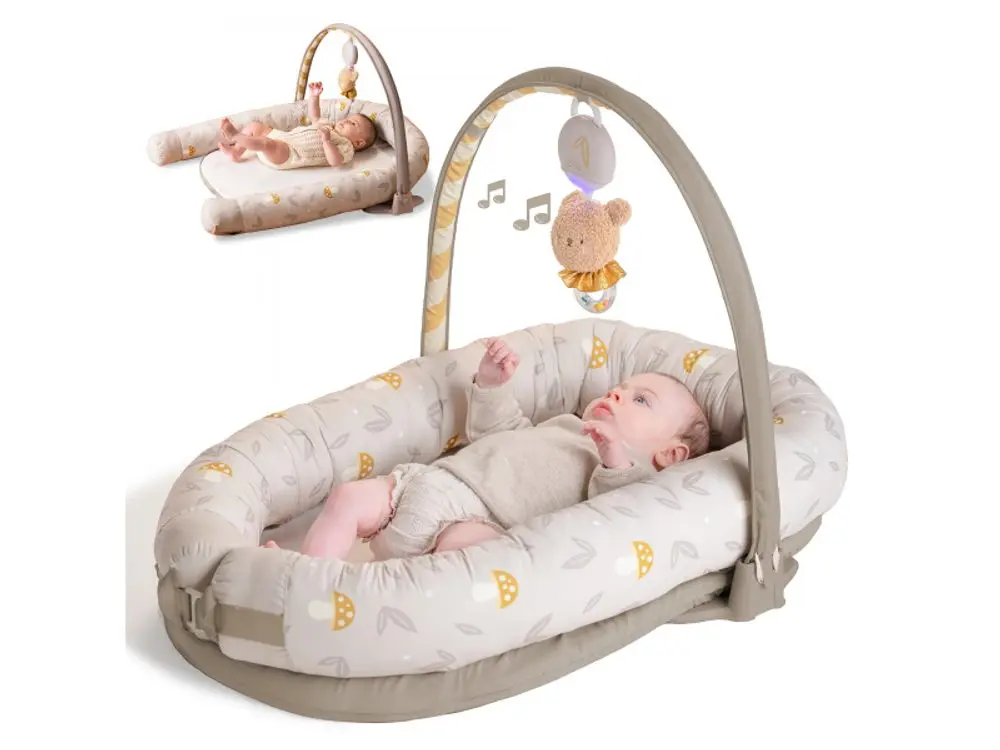 Taf Toys Hnízdo pro miminko s hrazdou Little Explorer