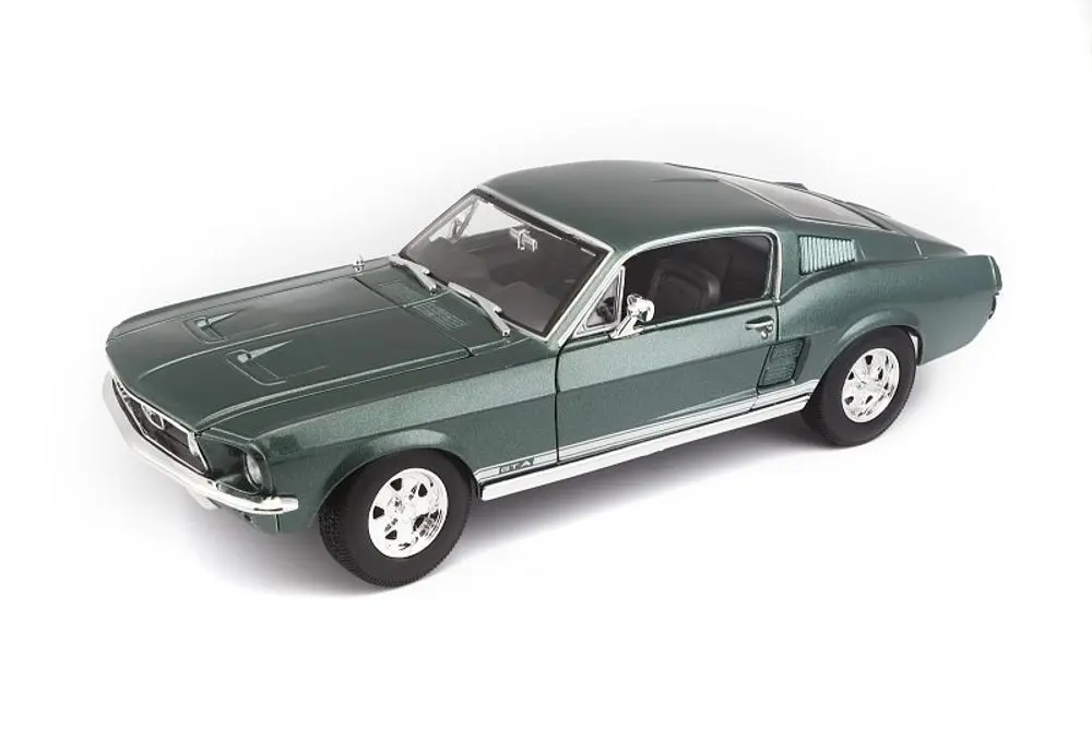 Maisto - Ford Mustang Fastback 1967, 1:18