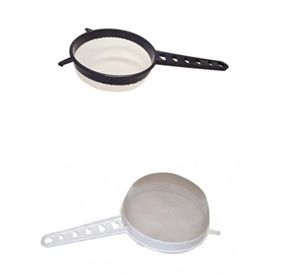 TVAR - Cedník 18 cm různé barvy