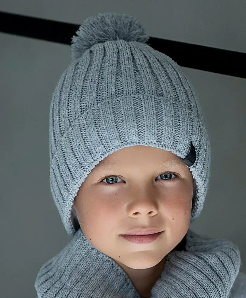 Zimní čepice s bambulí All for kids světle šedá - M