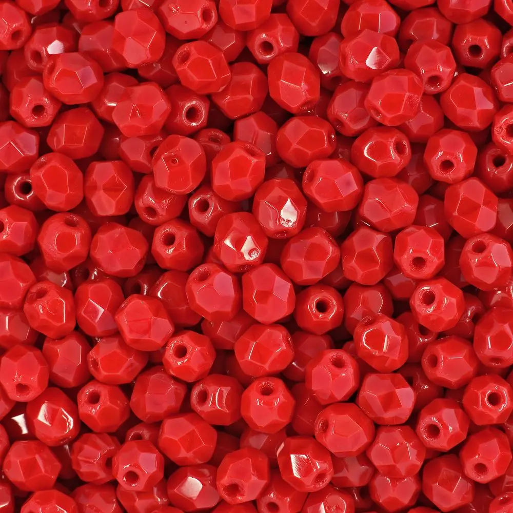 Manumi české broušené korálky 4 mm Opaque Red - 45 ks