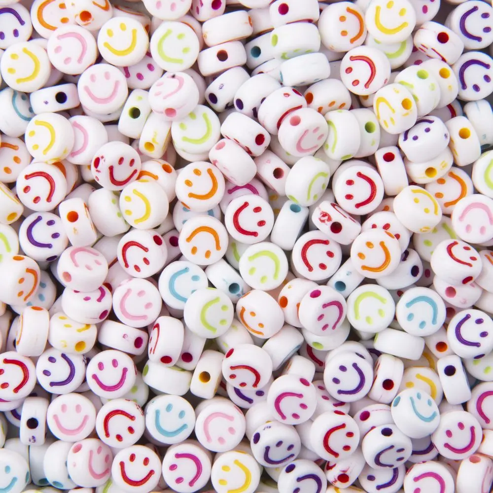 Bílé plastové korálky s Emoji 50 ks - 1 ks