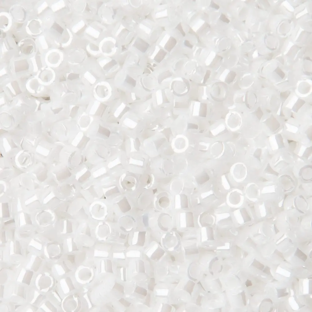 Miyuki Rokajlové korálky - Miyuki Delica 11/0 (DB-201) White Pearl - 15 g