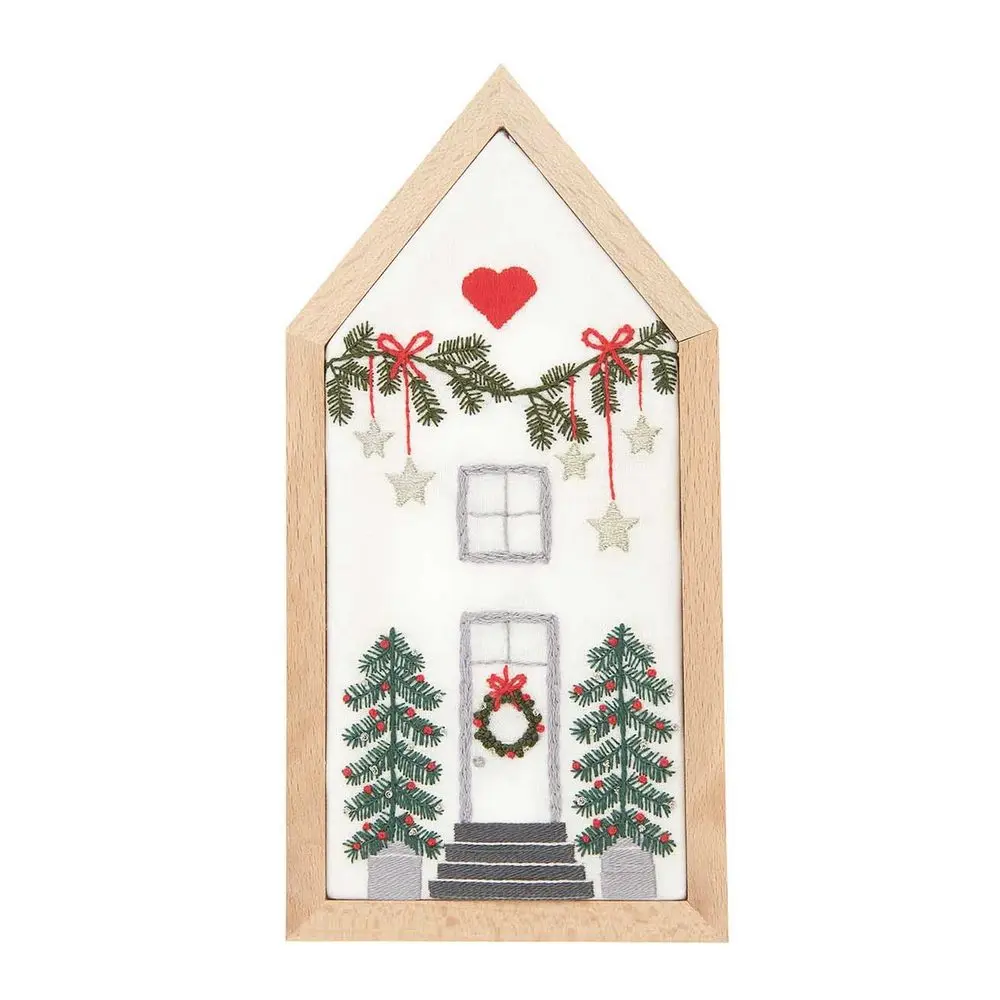 Rico Design Sada na vyšívání dekorace vánoční dům 9x18cm - 1 sada