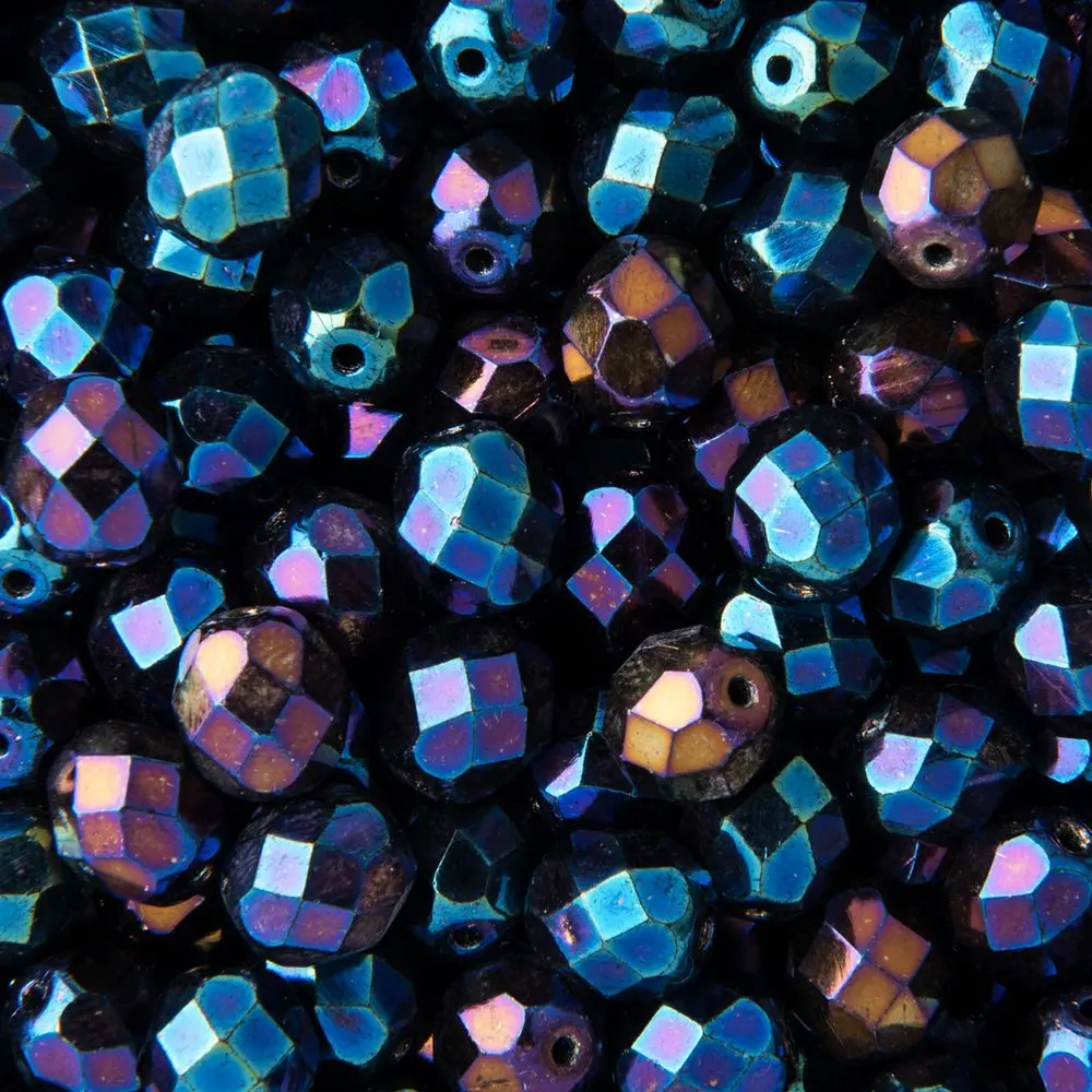 Manumi české broušené korálky 8 mm Iris Blue - 22 ks