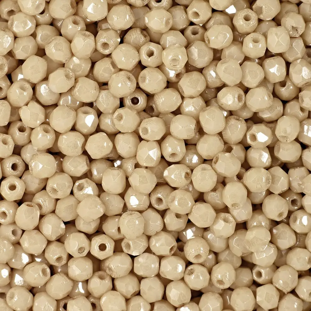 Manumi české broušené korálky 3 mm Luster Opaque Champagne - 300 ks