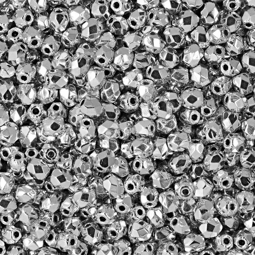 Manumi české broušené korálky 3 mm Half Silver - 300 ks