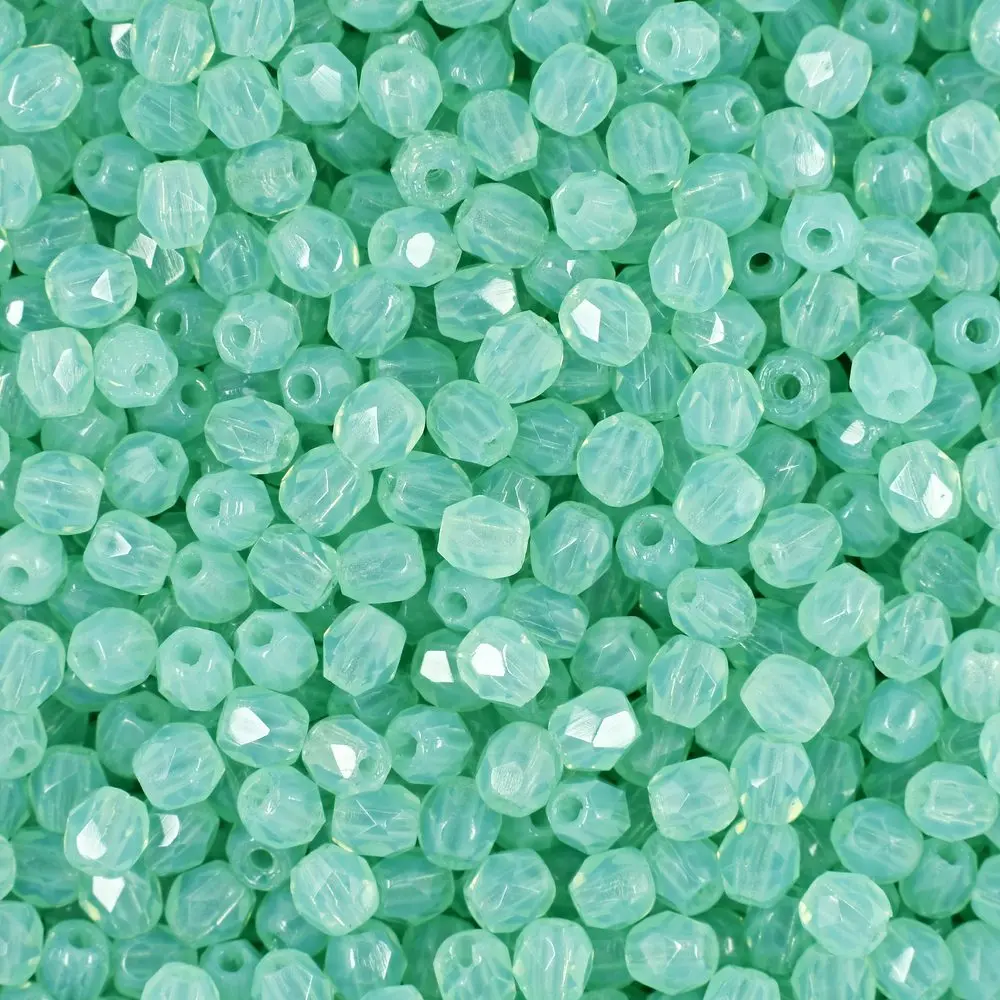 Manumi české broušené korálky 3 mm Milky Aquamarine -