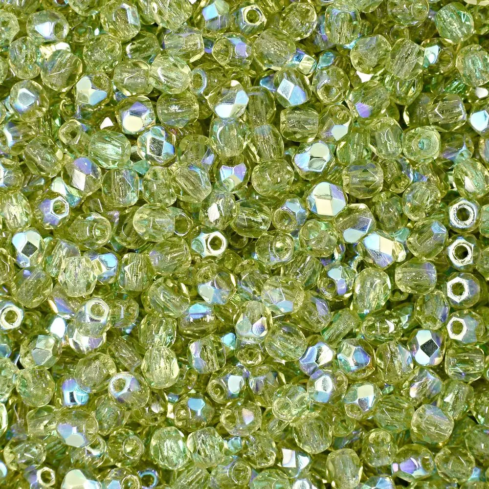 Manumi české broušené korálky 3 mm Olivine AB - 60 ks