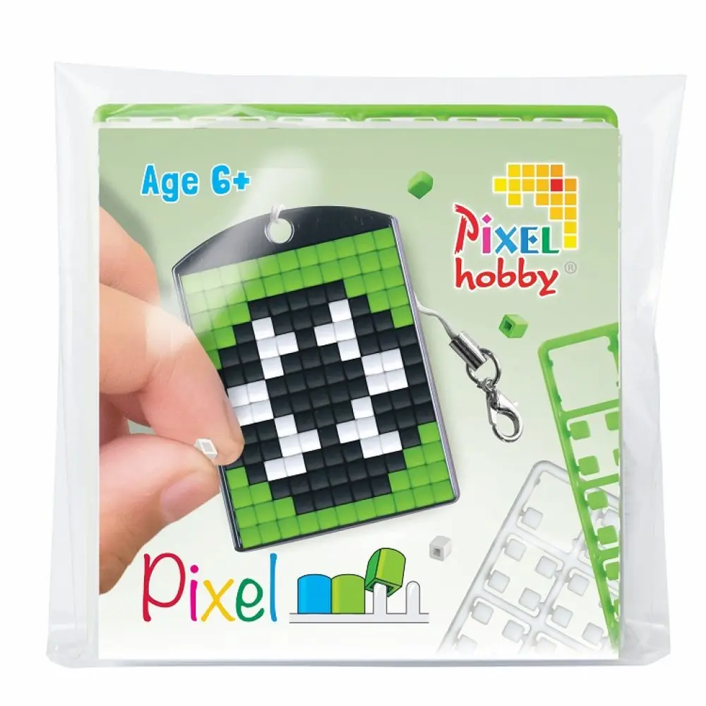 Pixelhobby Pixel klíčenka fotbalový míč nebo hřiště - 1 ks