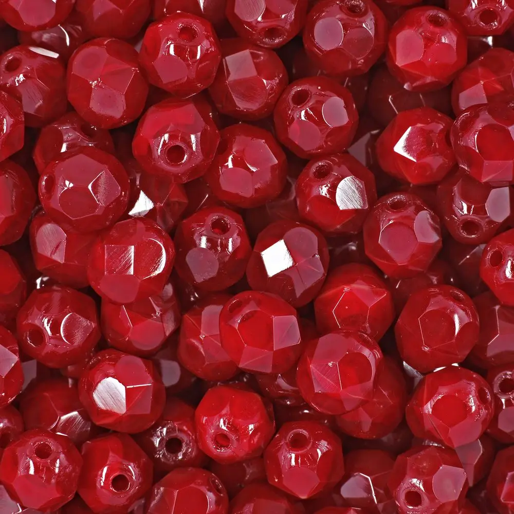 Manumi české broušené korálky 6 mm Opal Red -