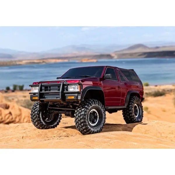 Traxxas TRX-4 Nissan Pathfinder 1988 1:10 RTR stříbrný