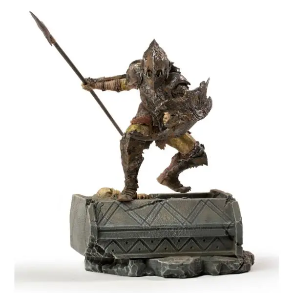 Iron Studios The Lord of the Rings - Obrněná socha Orka Art Scale 1/10