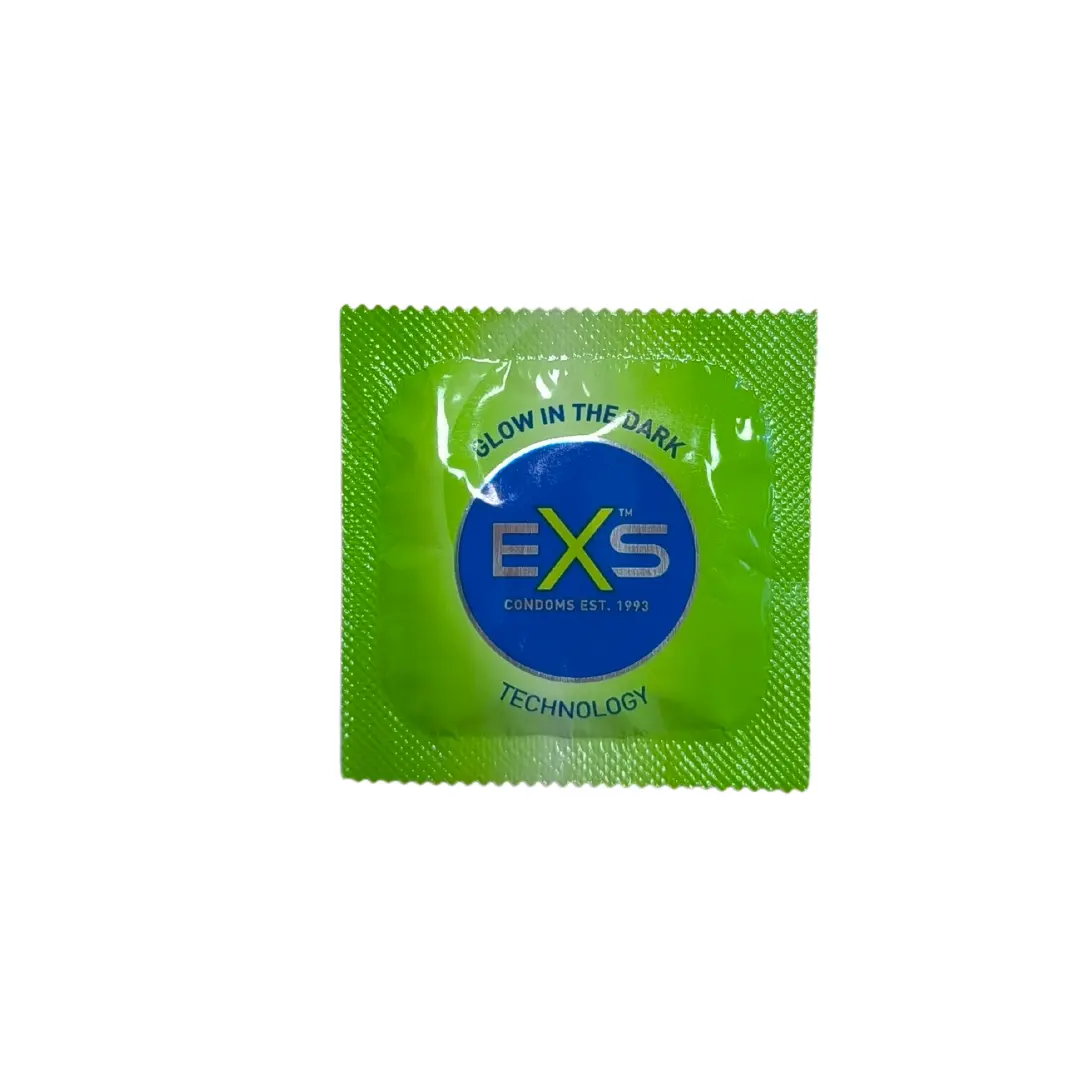EXS Glowing Svítící latexový kondom ve tmě 53mm