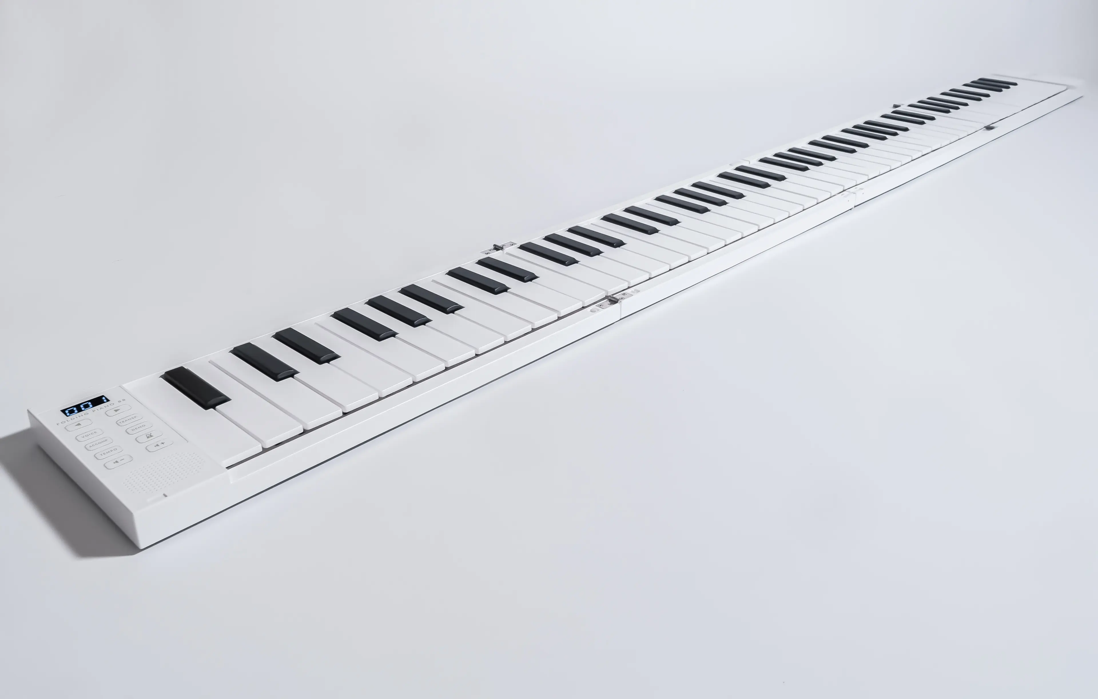Carry-On Piano 88 White
