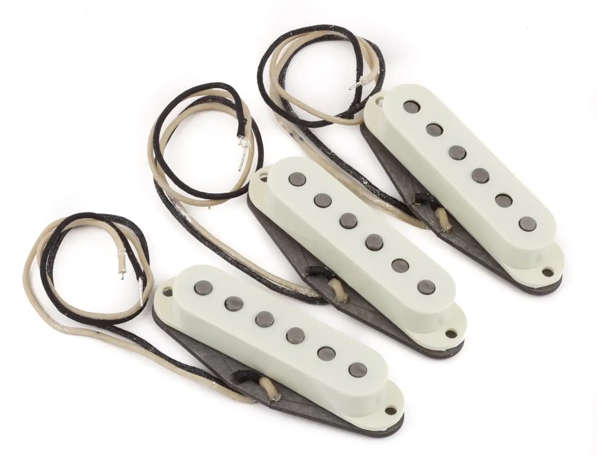 Fender Pure Vintage 65 Strat Set