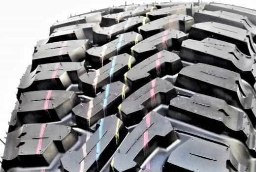 Nankang NK 4X4WD M/T FT-9 ( LT215/75 R15 100/97Q, POR OWL )
