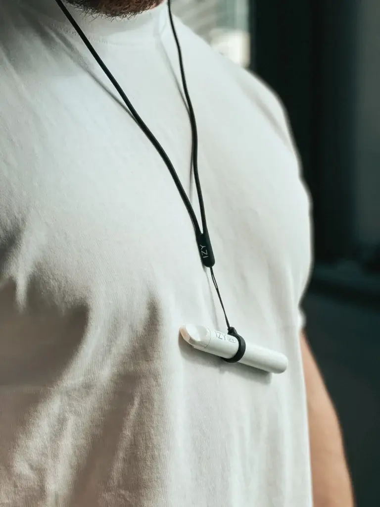 IZY VAPE Strap – šňůrka na krk černá