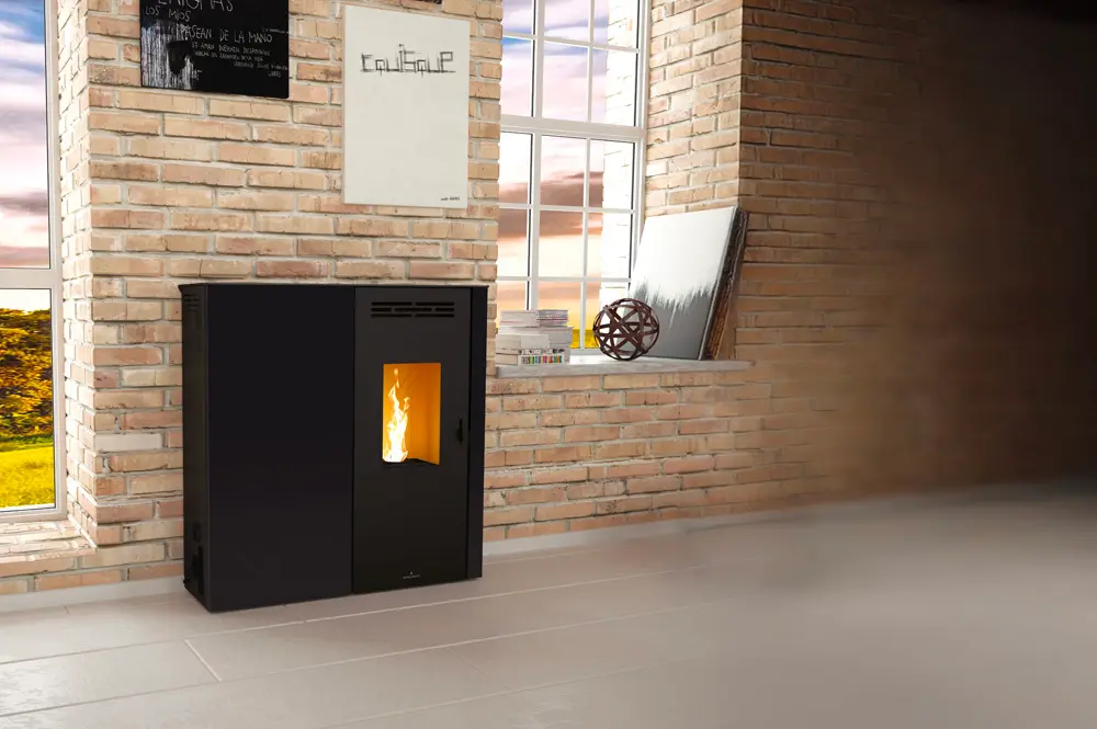 Peletová kamna BRONPI LUPE, 8 kW, černá