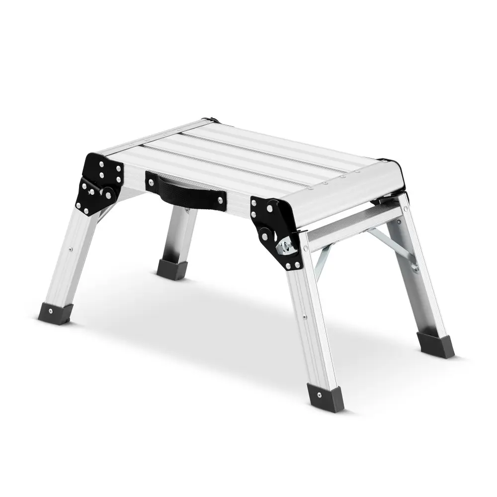 Hliníkové skládací schůdky HIGHER ML-207, pracovní výška 234 cm