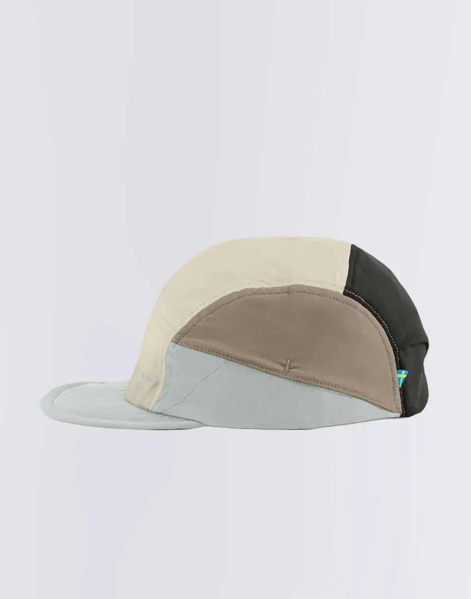Klättermusen Sol Cap 1025 Clay - Fossil Tan - Mercury Blue