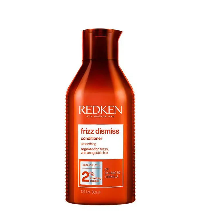 Péče pro krepaté a nepoddajné vlasy Redken Frizz Dismiss - 300 ml + dárek zdarma